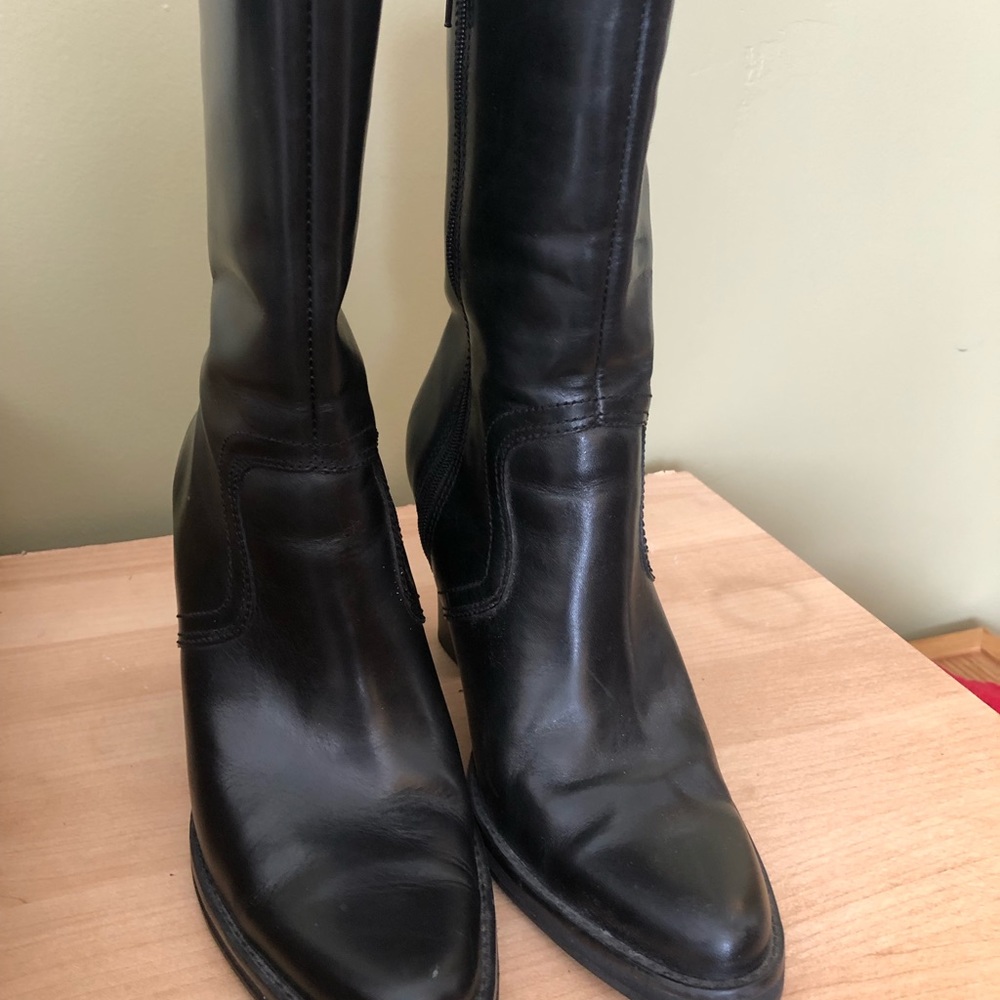 White Mountain Mid Calf Platform Boots